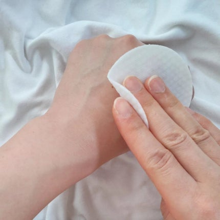 ブルーブライトピーリングパッド/EMROSÉ/トナーパッドを使ったクチコミ(4枚目)