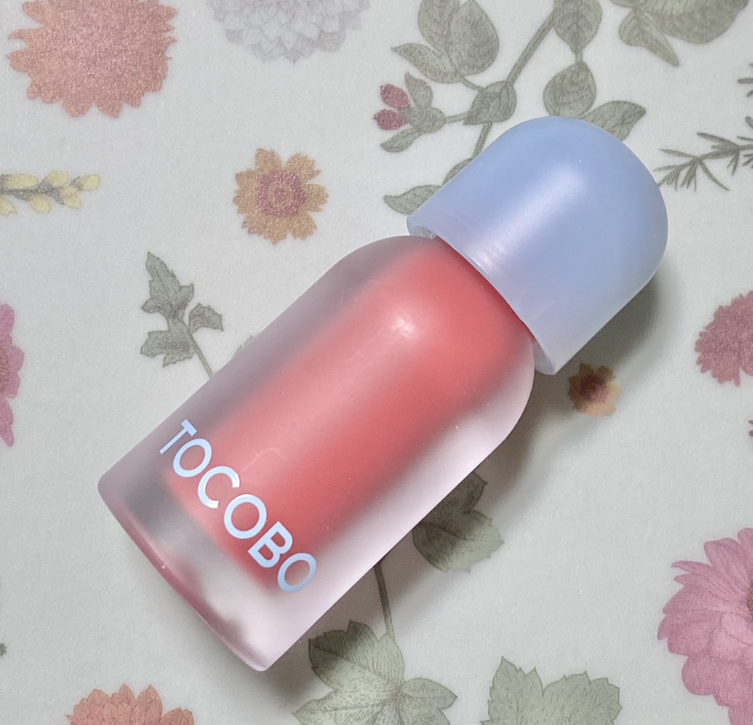 ジューシーベリープランピングリップオイル/TOCOBO/リップグロスを使ったクチコミ（2枚目）