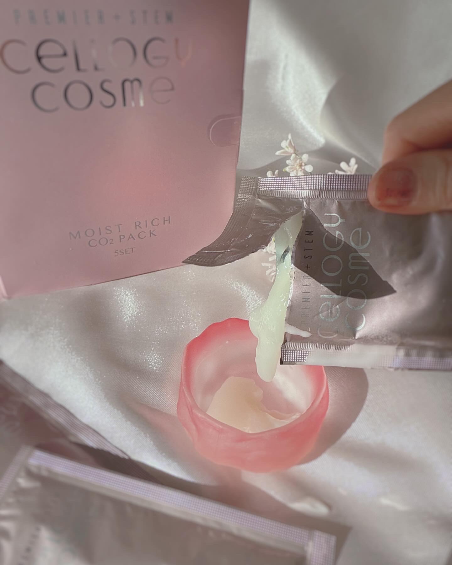 モイストリッチ炭酸パック/セルロジーコスメ/シートマスク・パックを使ったクチコミ（3枚目）