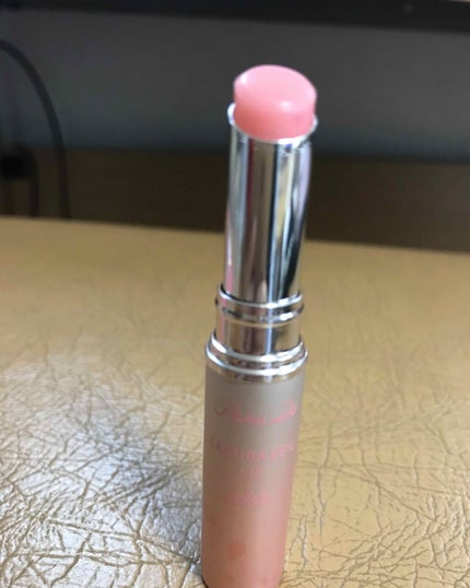 サクラヴェールリップ/パラドゥ/リップクリームを使ったクチコミ(2枚目)
