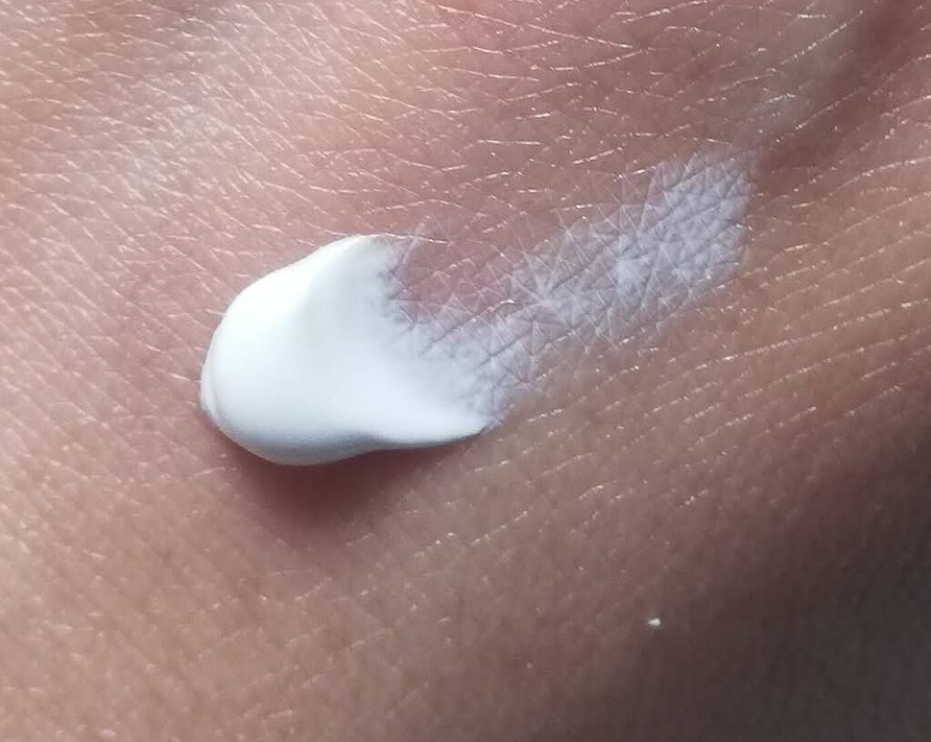 デュイセル ターンオンクリーム/DEWYCEL/フェイスクリームを使ったクチコミ（2枚目）