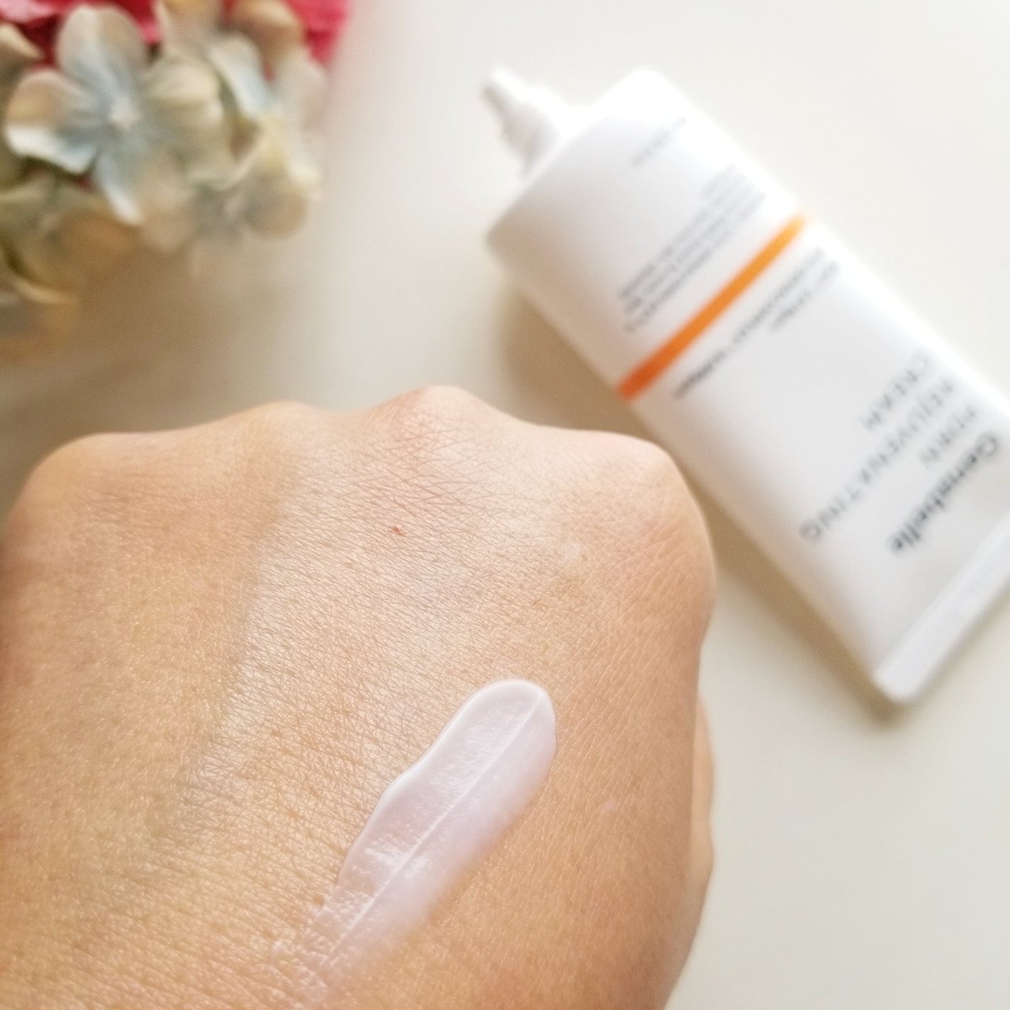 PDRNリジュビネイティングクリーム/Genabelle/フェイスクリームを使ったクチコミ(5枚目)