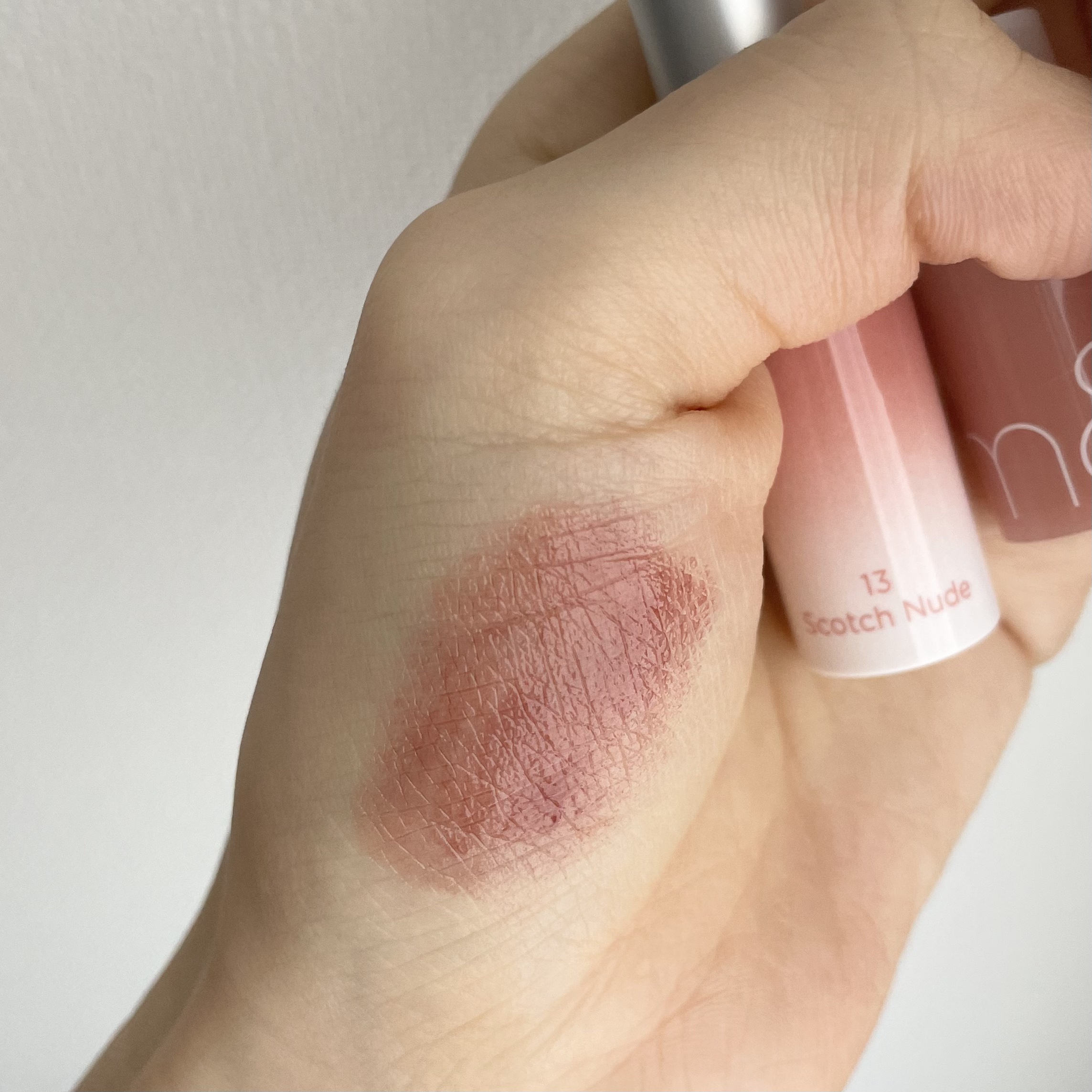 グラスティングメルティングバーム 13 スコッチヌード(Scotch nude)/rom&nd/リップバームを使ったクチコミ（3枚目）