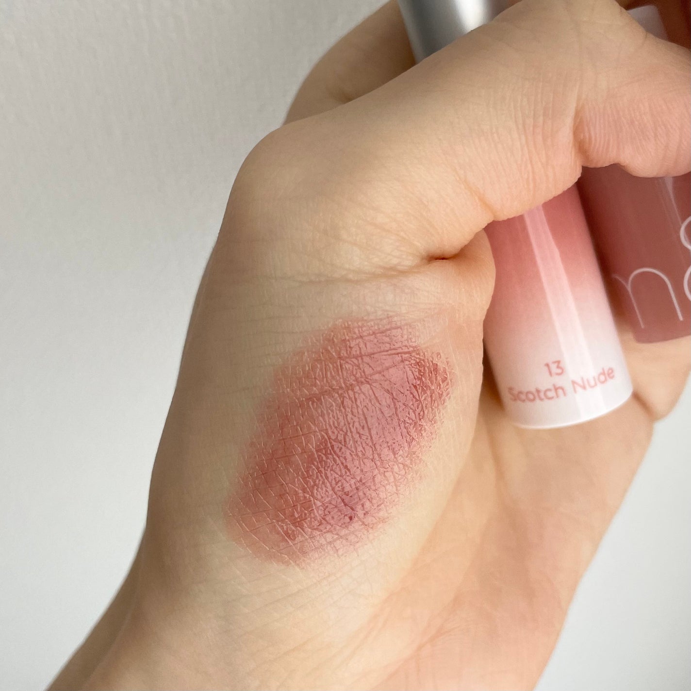 グラスティングメルティングバーム/rom&nd/リップバームを使ったクチコミ(3枚目)