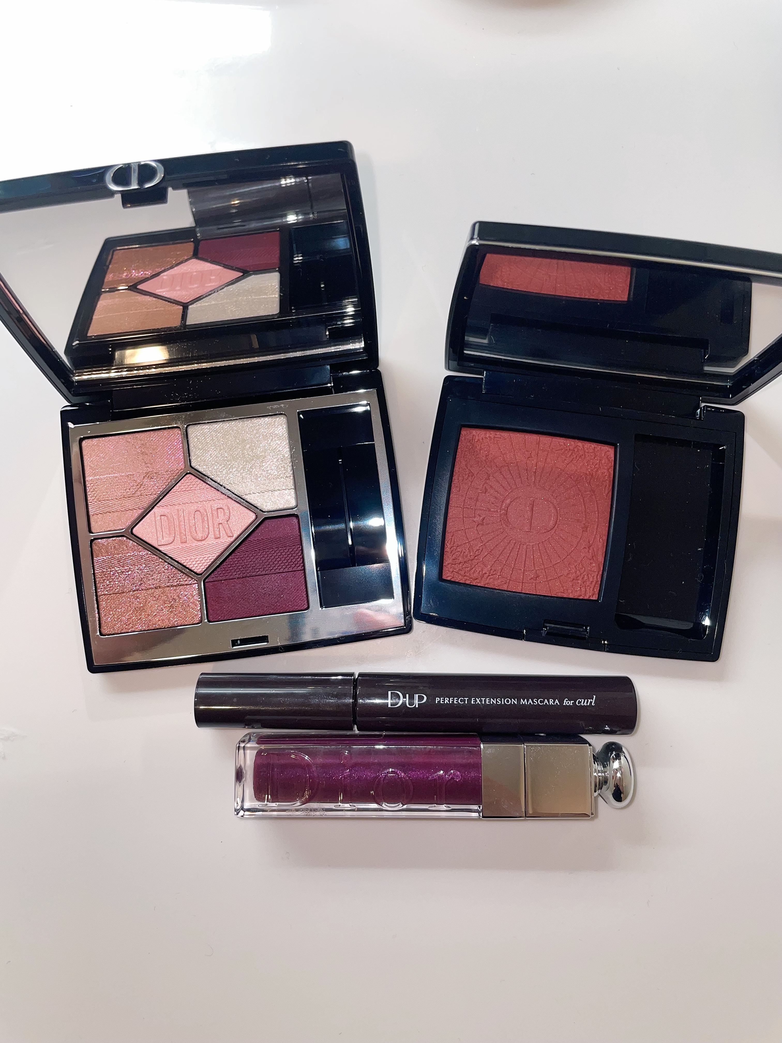 【旧】ディオールスキン ルージュ ブラッシュ 826 ギャラクティック レッド/Dior/パウダーチークを使ったクチコミ（3枚目）