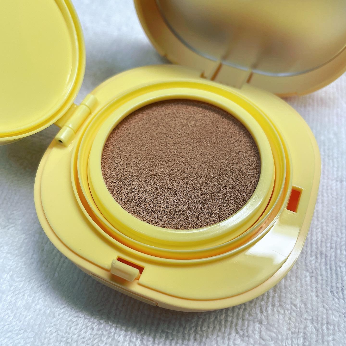 クラウドオールウェイズオン クッションファンデ ーション/FRESHO2/クッションファンデーションを使ったクチコミ（3枚目）