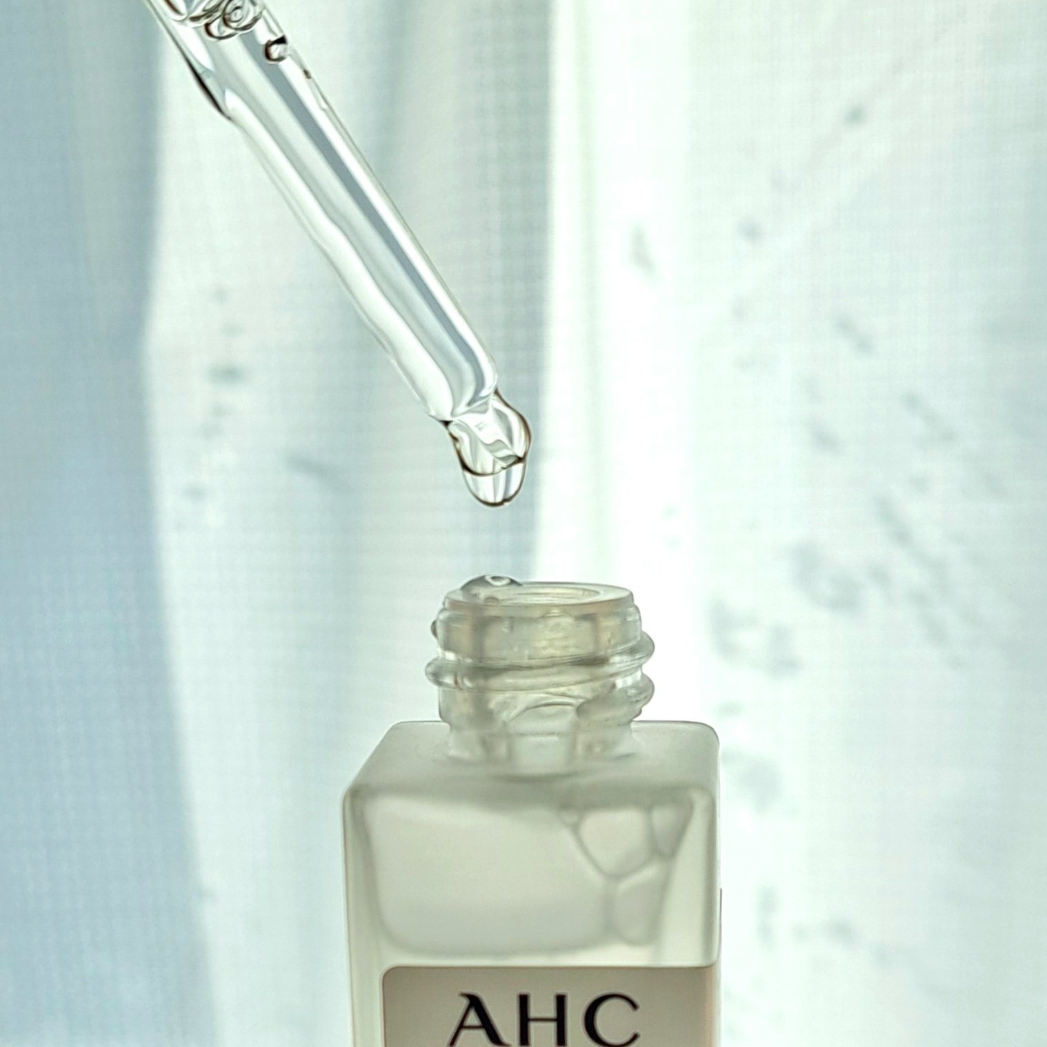 AHC セラムコレクション モイスチャーケアのクチコミ「︎︎︎︎︎︎︎ ☑︎︎ AHC
Serum Collection Moisture Care .....」（2枚目）