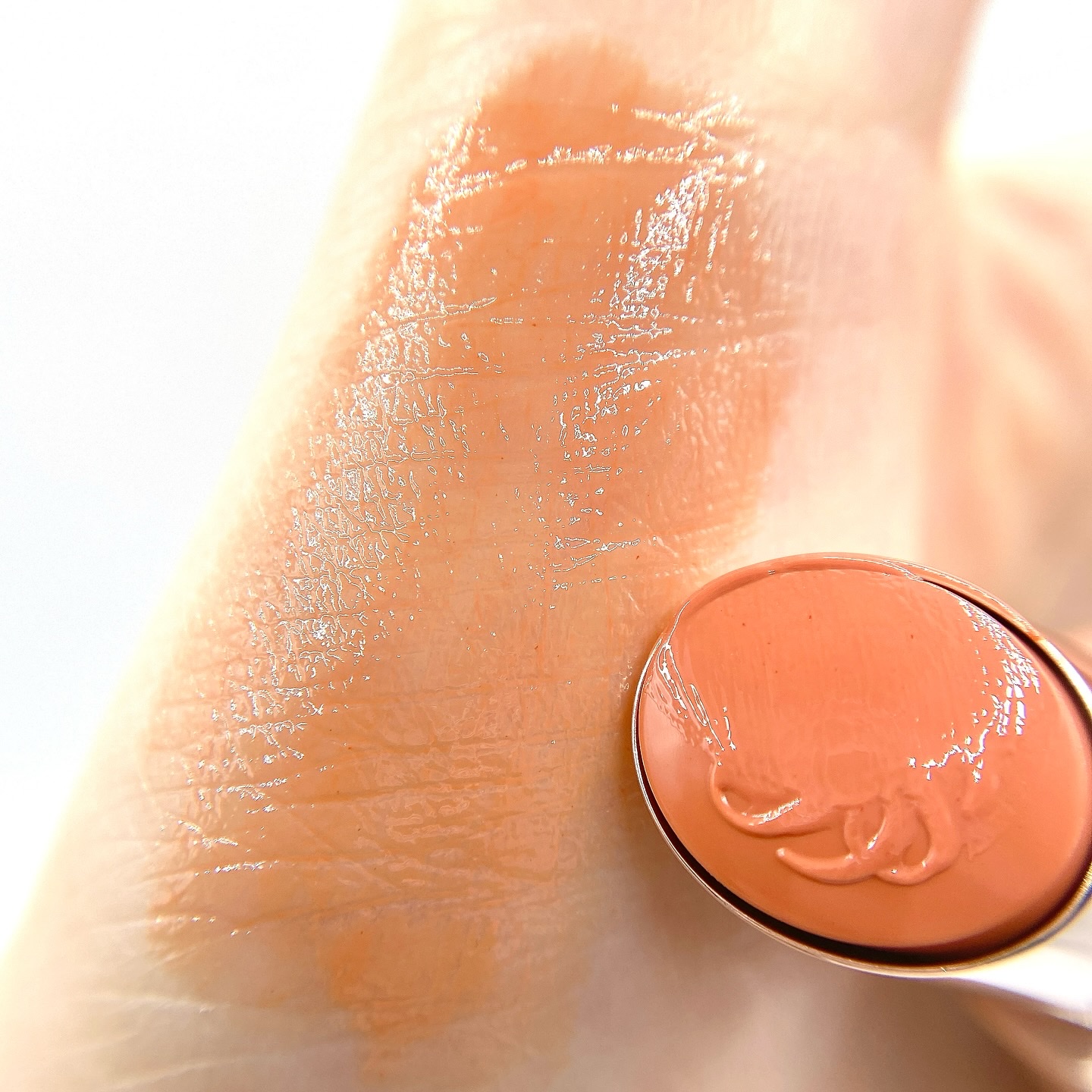 ルージュデコルテ　クリームグロウ 04G vanilla beige/DECORTÉ/口紅を使ったクチコミ（3枚目）