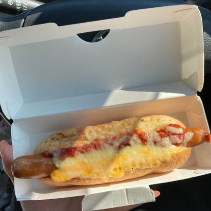 しに子ちゃん on LIPS 「鼻先にニキビができたしに子ちゃんです。常々鼻かんでるから余計に..」(2枚目)