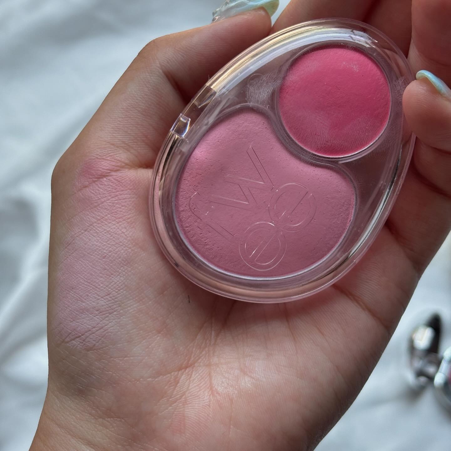 デュアルチークメロウ/fwee/ジェル・クリームチークを使ったクチコミ（3枚目）