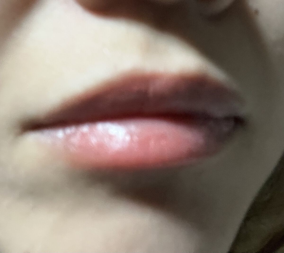 グッチ ルージュ ア レーヴル ヴォワル 201 ザ ペインテッド ヴェール/GUCCI beauty/口紅を使ったクチコミ（3枚目）