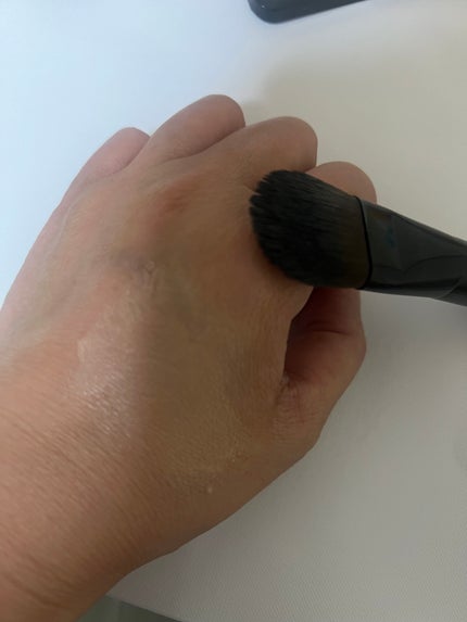 ソワン ノワール セラム ファンデーション/GIVENCHY/リキッドファンデーションを使ったクチコミ(3枚目)