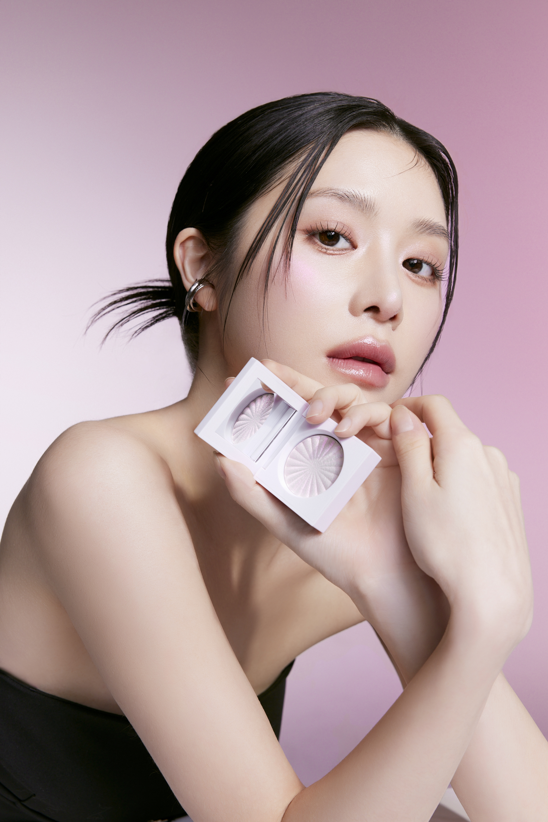 OFRA mini Highlighter/Ofra Cosmetics/パウダーハイライトを使ったクチコミ（2枚目）