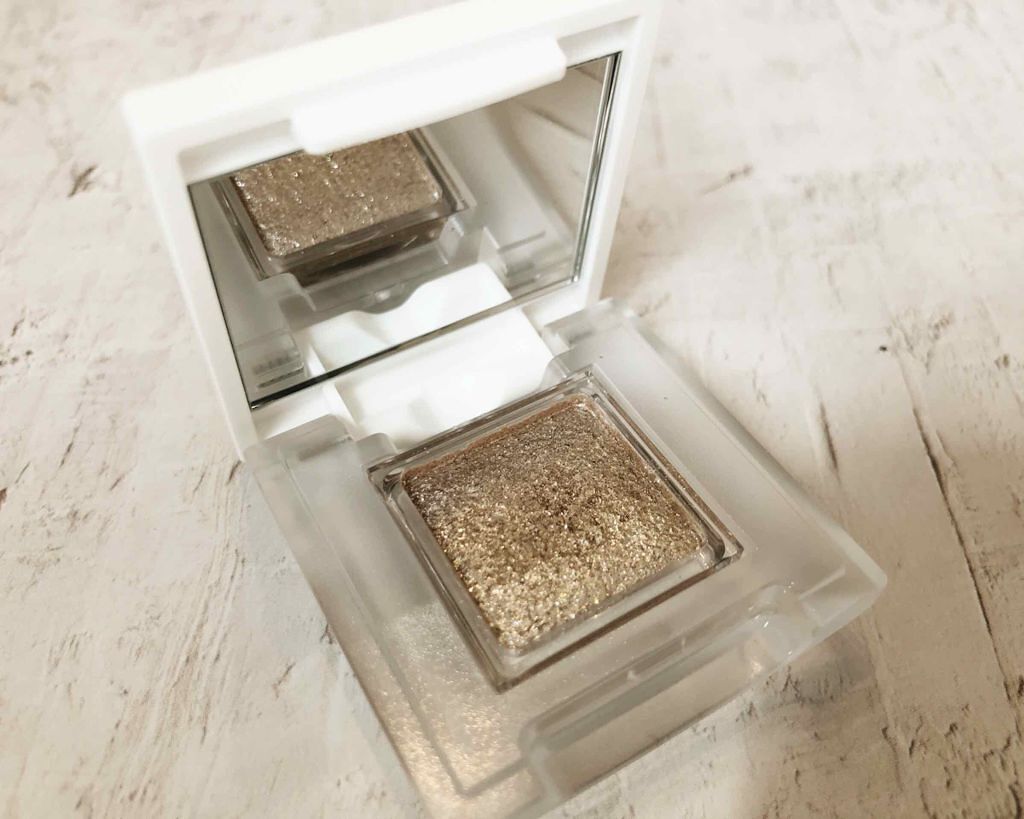 アイカラー プレイフル/エレガンス クルーズ/単色アイシャドウを使ったクチコミ（1枚目）