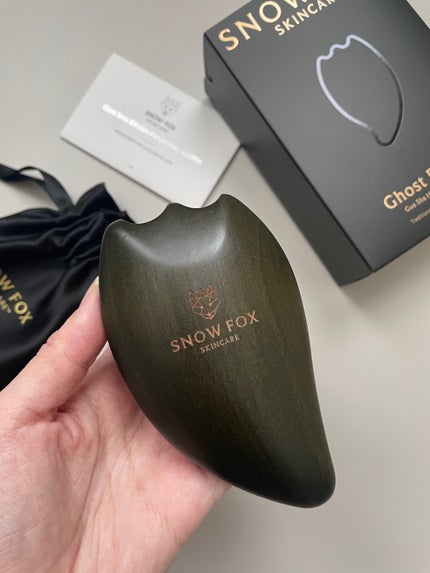 プレミアム FOX カッサ ゴースト ヘアブラシ ブラック/SNOW FOX SKINCARE/ヘアブラシを使ったクチコミ(3枚目)