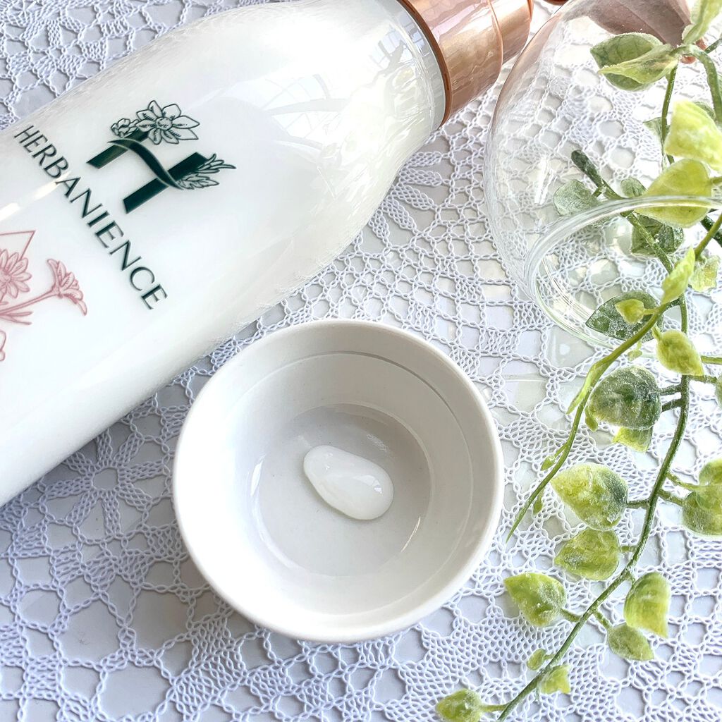 ハーバニエンス シャンプー・コンディショナー(グリーンローズ)/HERBANIENCE/市販シャンプーを使ったクチコミ(3枚目)