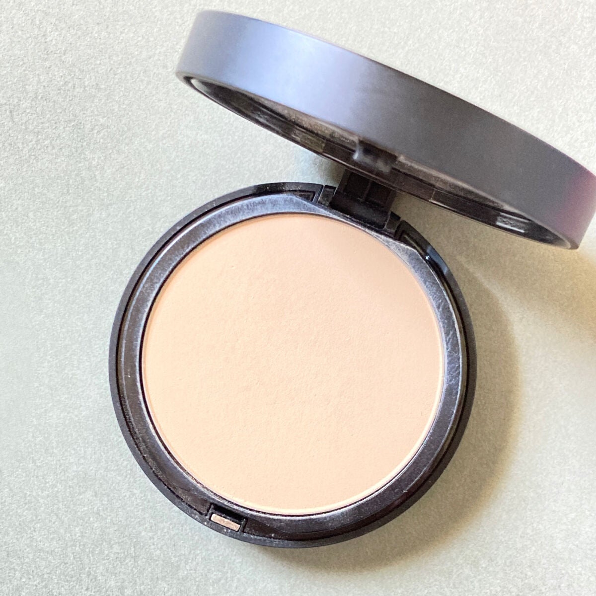 ベアプロ パウダー ファンデーション/bareMinerals/パウダーファンデーションを使ったクチコミ(2枚目)