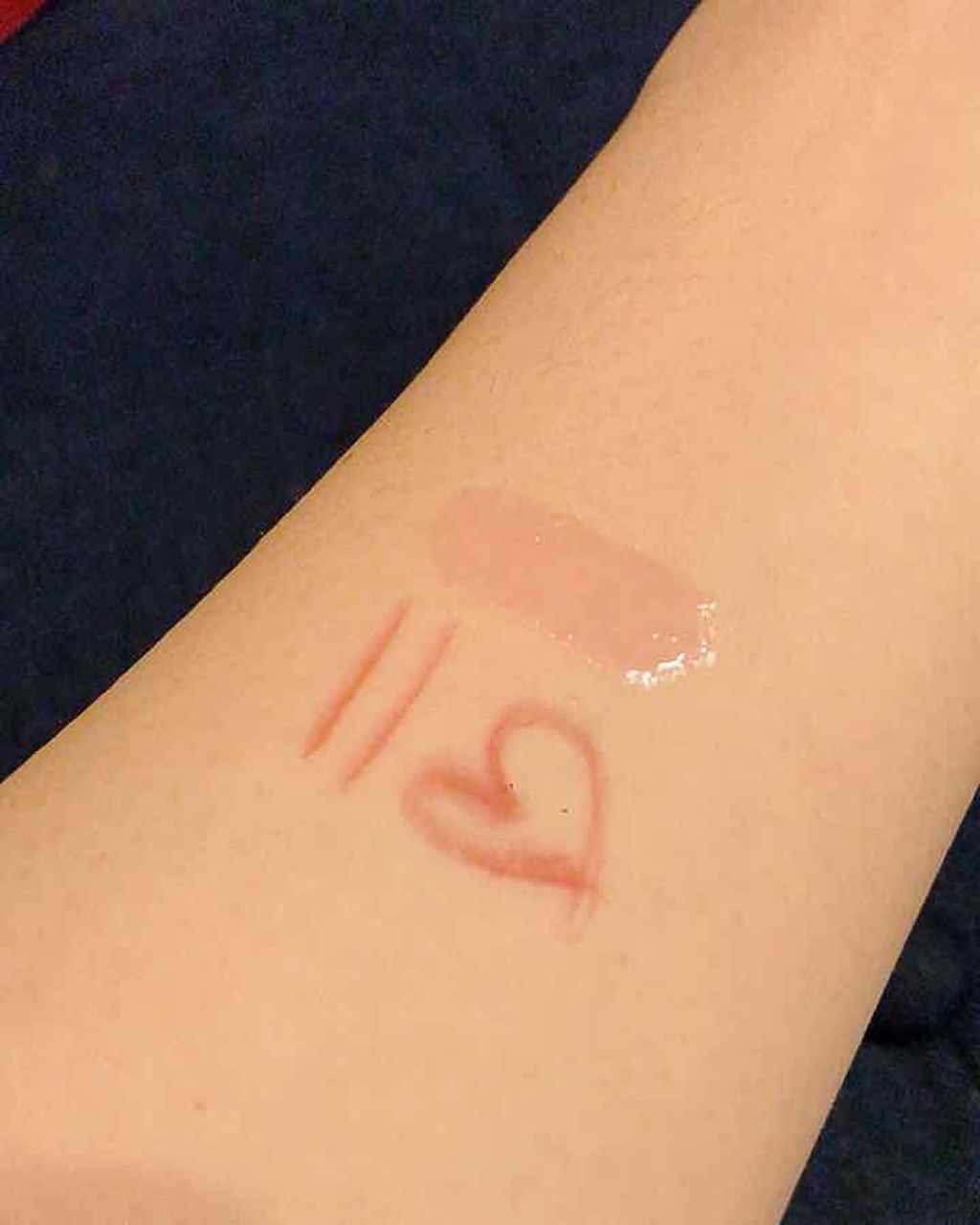 コンフォート リップオイル /CLARINS/リップグロスを使ったクチコミ（2枚目）