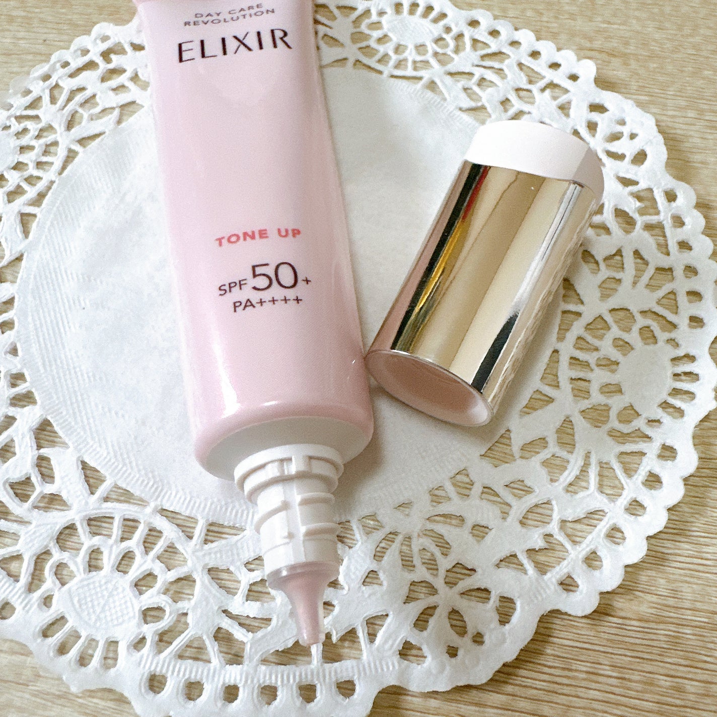 エリクシール デーケアレボリューション トーンアップ SP+ aa/エリクシール/化粧下地を使ったクチコミ(4枚目)