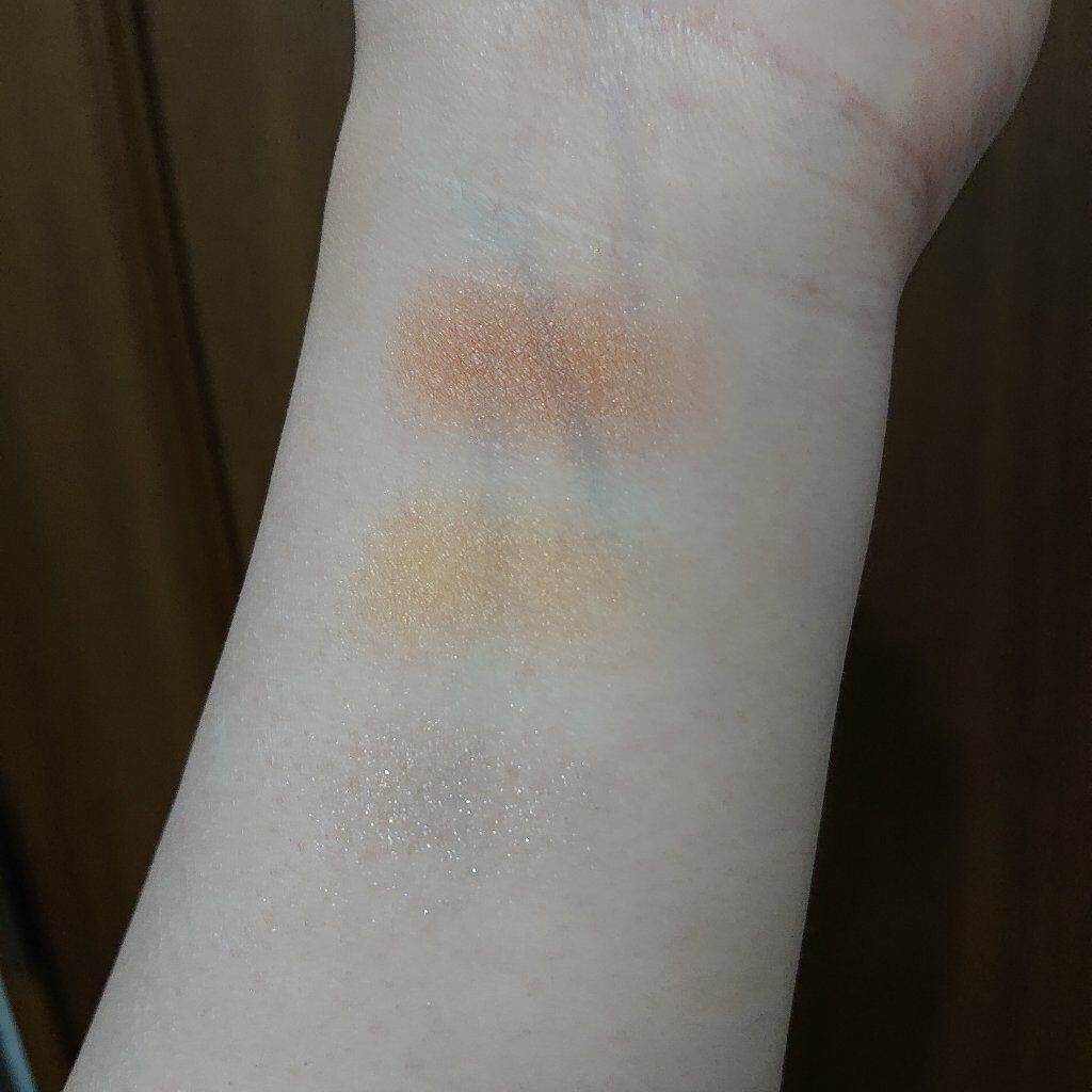 プリズム パウダーアイカラー/リンメル ロンドン/単色アイシャドウを使ったクチコミ（2枚目）