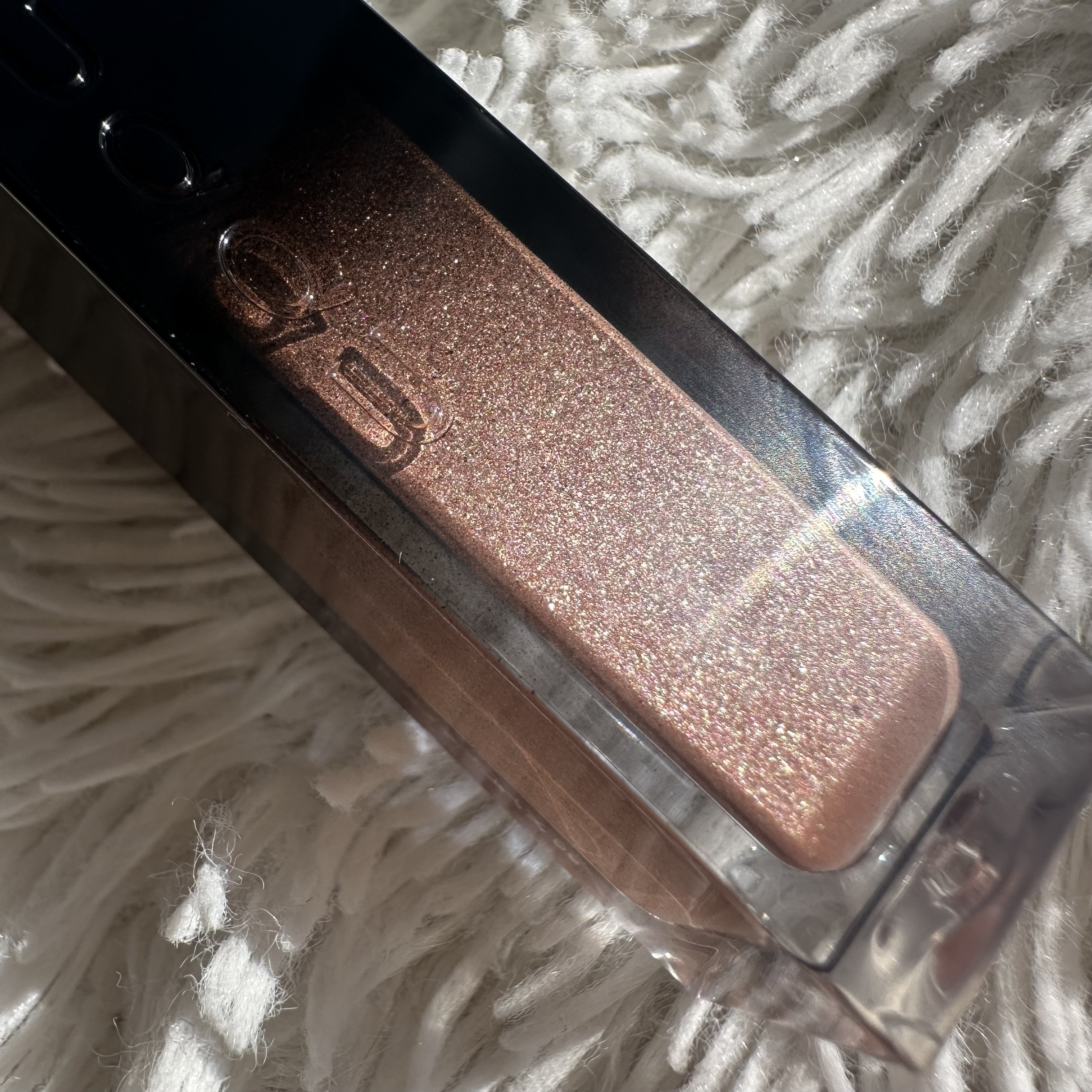 THREE ユナイテッドフルイドアイカラー B01 DREAM TEAM/THREE/リキッドアイシャドウを使ったクチコミ（3枚目）