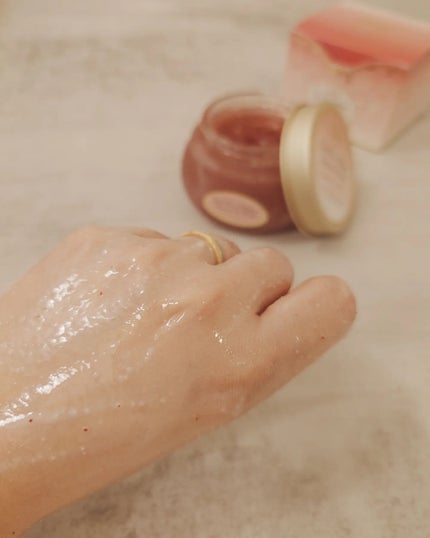 フェイスポリッシャー コンフォーティング・ローズ/SABON/スクラブ・ゴマージュを使ったクチコミ(4枚目)