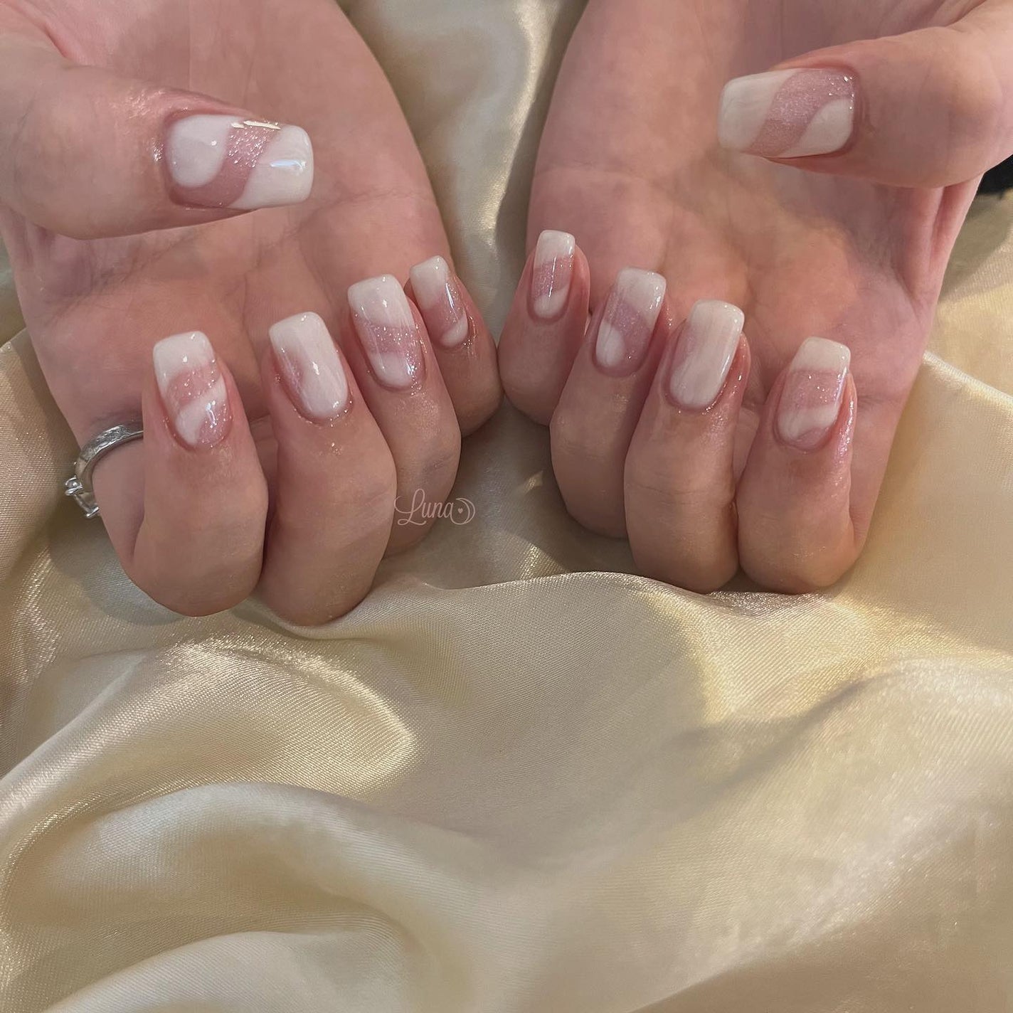 Iuna. Mizuki on LIPS 「.お持ち込みdesign🤍#nail#nailstagram#..」(2枚目)