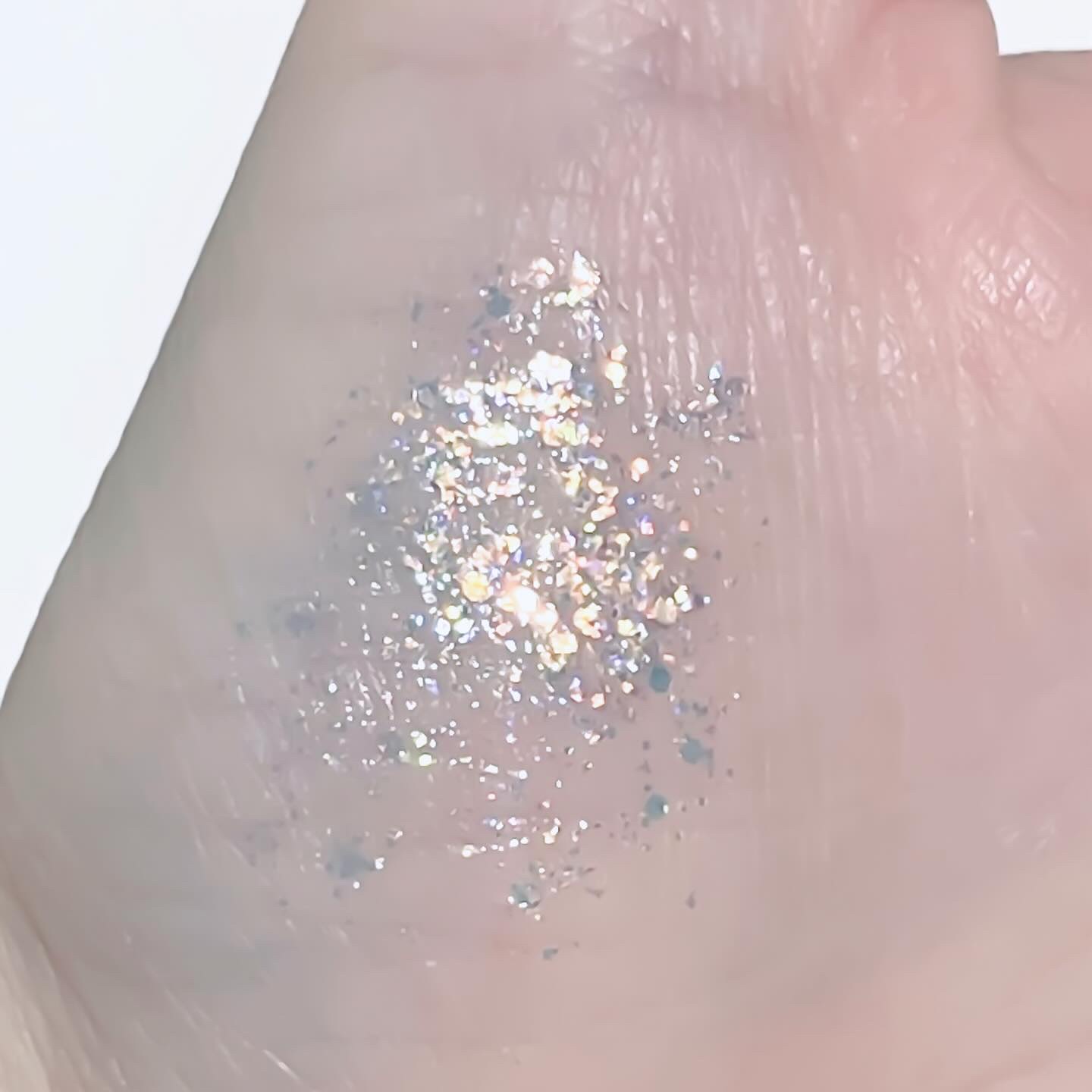 アイドルプリズムグリッター/chee shu/グリッターを使ったクチコミ（3枚目）