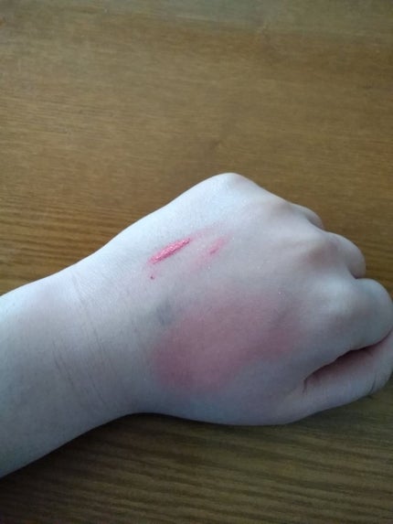 ココア on LIPS 「前回、プラムレッドを紹介しましたが、今回は、ピンクです。ーーー..」(4枚目)