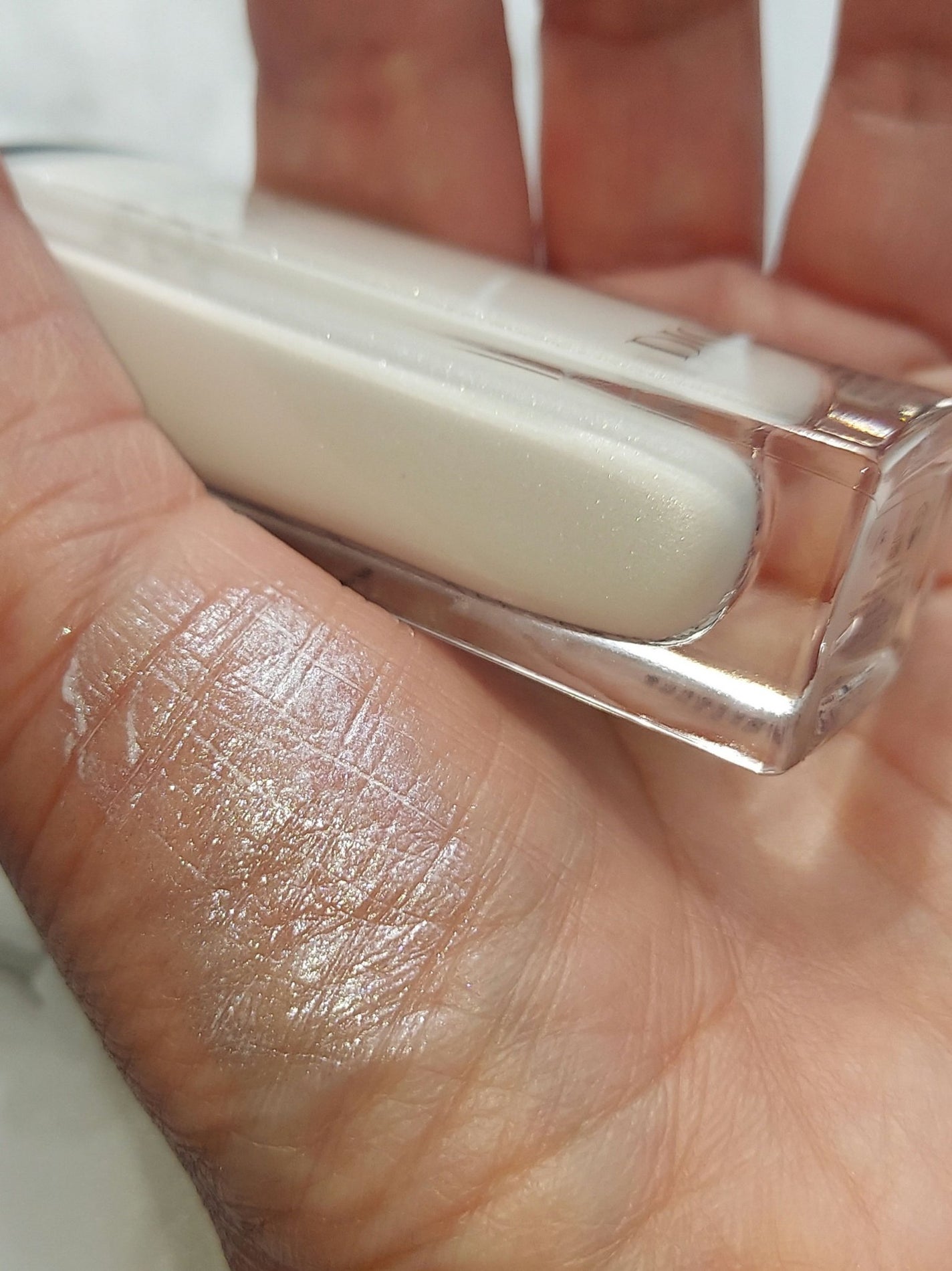 ディオールスキン フォーエヴァー グロウ マキシマイザー/Dior/ハイライトを使ったクチコミ(6枚目)