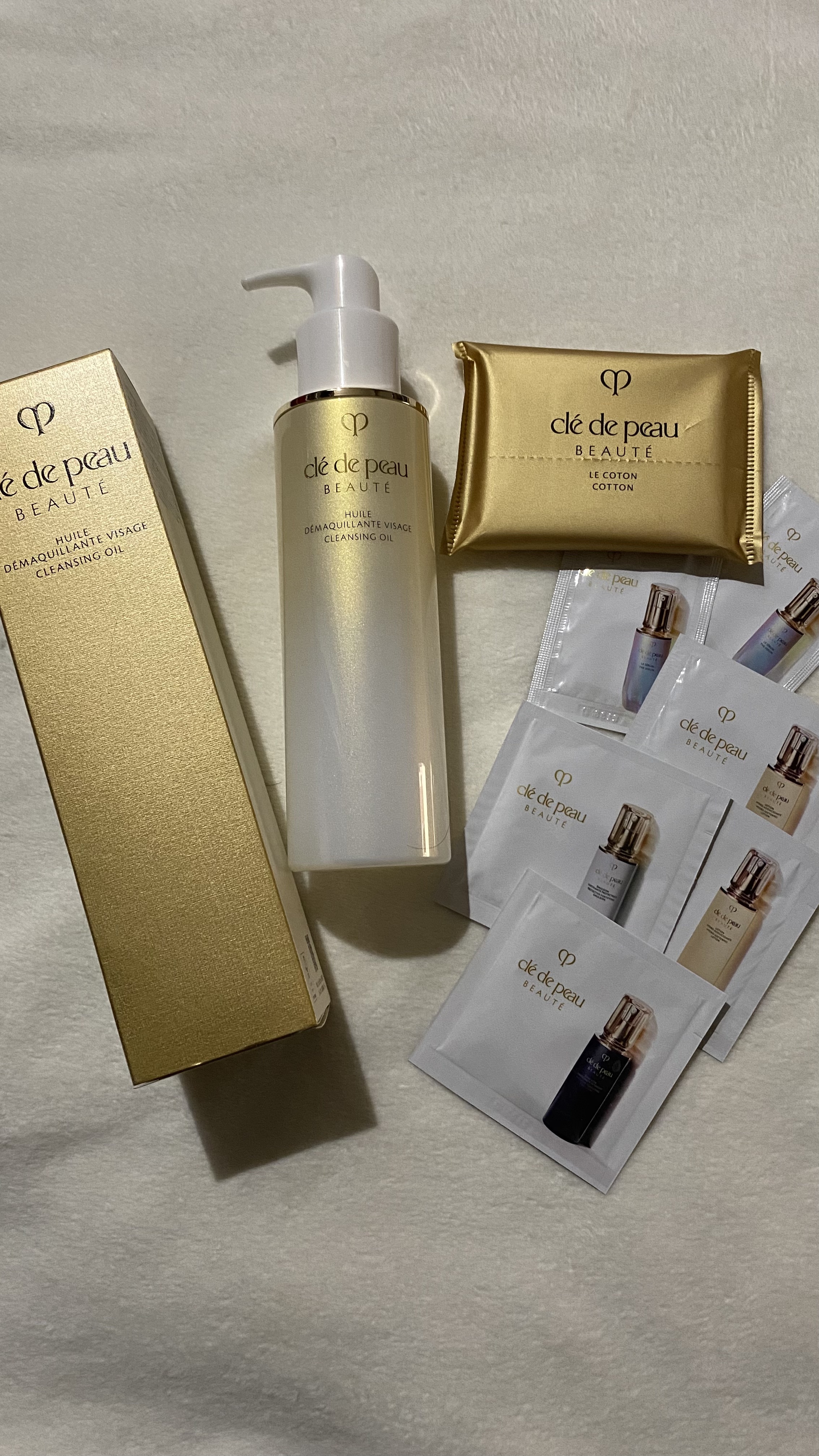 ユイルデマキアントヴィサージュ/クレ・ド・ポー ボーテ/オイルクレンジングを使ったクチコミ（1枚目）