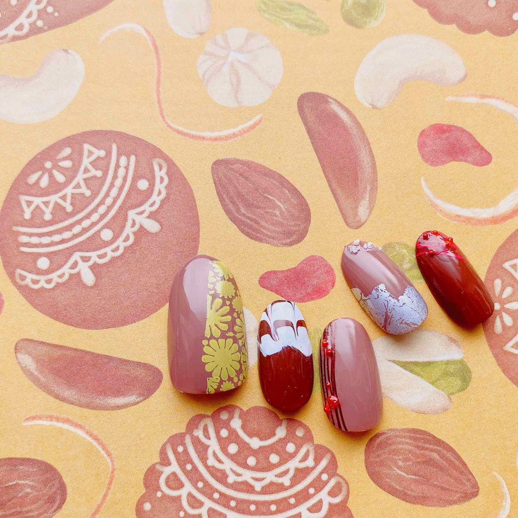 AT濃密グラマラスネイルエナメル/Art Collection/マニキュアを使ったクチコミ(4枚目)