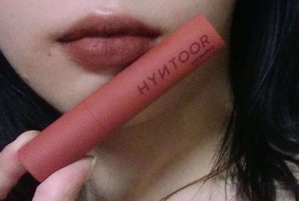 中国コスメ　HYNTOOR  powder tint #12　無香料

探し求めていたド・ブラウンティント🥺
海外のYouTuberの方が紹介していて一目惚れしたリップがやっと届きました🙌🏻
Qoo10で1617円＋送料650円（😇