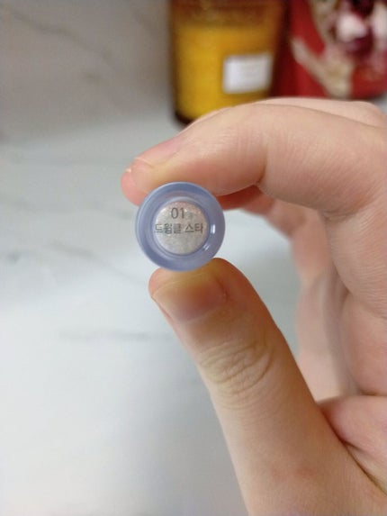 スターリット リキッドグリッター/dasique/メイクアップを使ったクチコミ(4枚目)