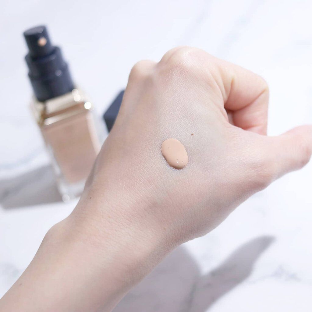 クレ・ド・ポー ボーテ タンフリュイドエクラ ナチュレル/クレ・ド・ポー ボーテ/リキッドファンデーションを使ったクチコミ（2枚目）