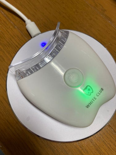 WHITE CLUB Dr.USB ホワイトニング専用LEDライトのクチコミ「WHITECLUB　LED照射器
ホワイトニング ジェル1本 歯磨き粉 (LED照射器別売り).....」（1枚目）