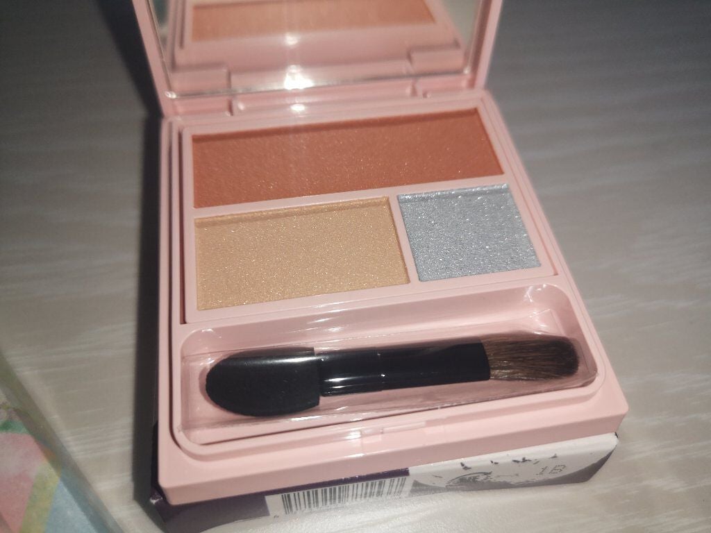 フーミー アイシャドウパレット/WHOMEE/アイシャドウパレットを使ったクチコミ(1枚目)