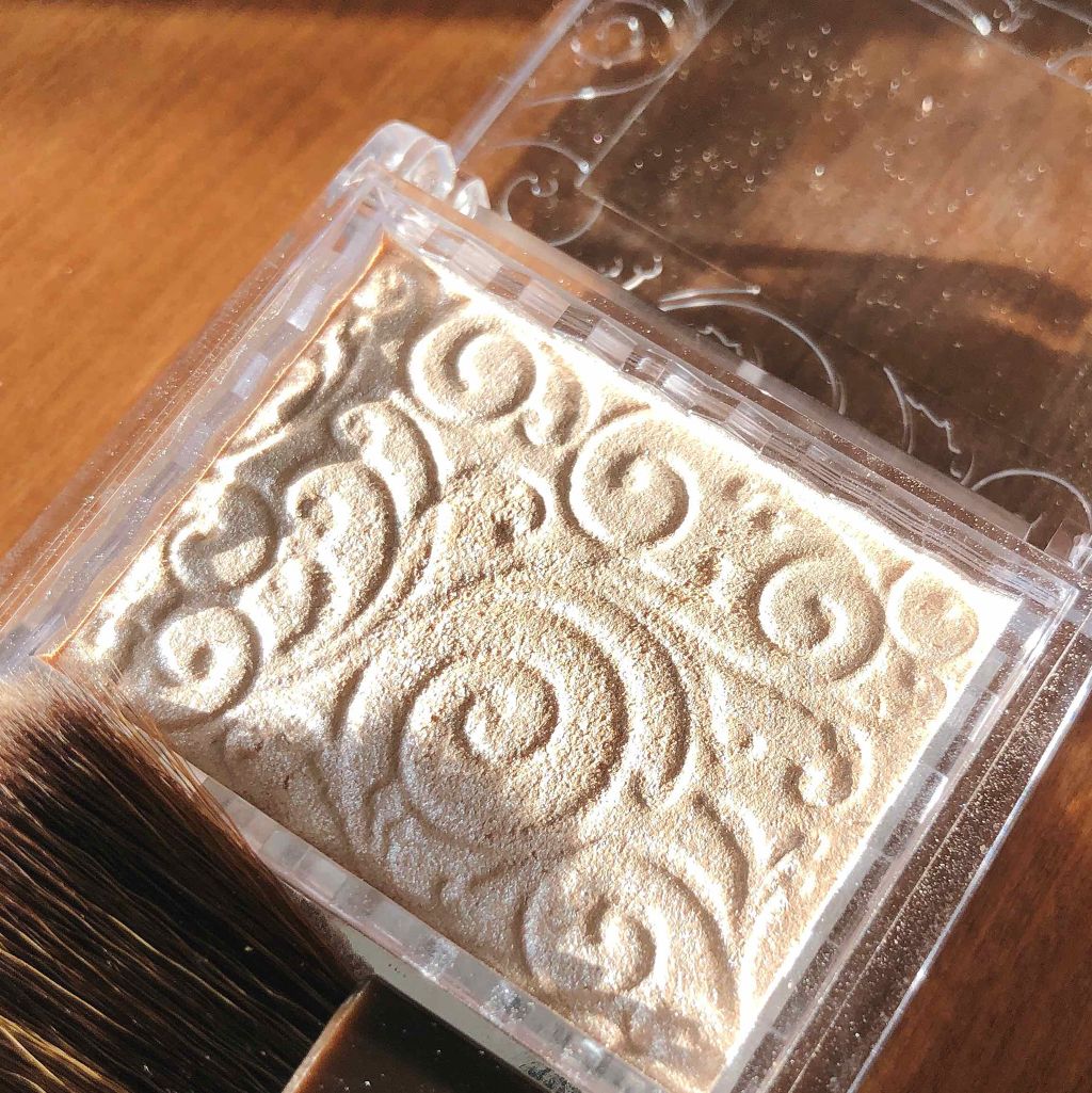 パールグロウハイライト/CEZANNE/パウダーハイライトを使ったクチコミ(2枚目)