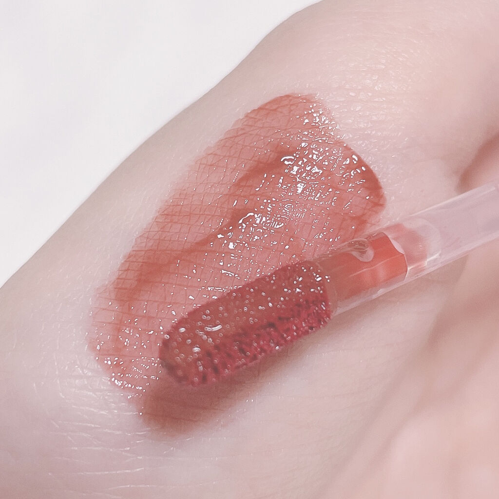 ジューシーラスティングティント 20 ダークココナッツ(DARK COCONUT)/rom&nd/リップティントを使ったクチコミ（2枚目）