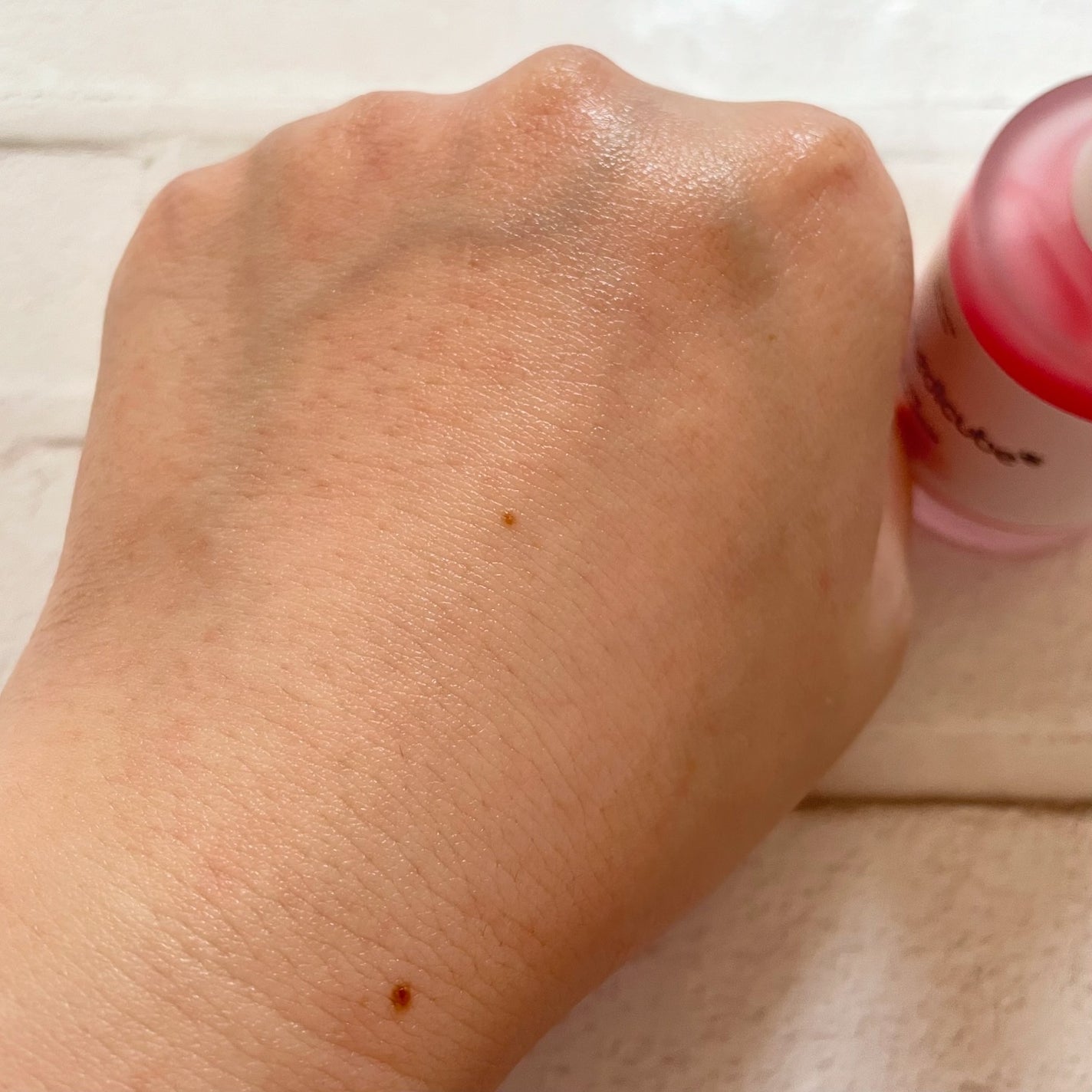 PDRNピンクアンプル PDRN 10,000ppm配合/MEDICUBE/美容液を使ったクチコミ(4枚目)