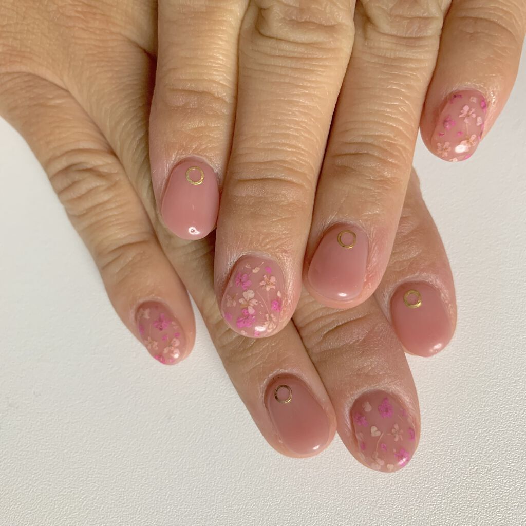 #押し花ネイルのネイルデザイン