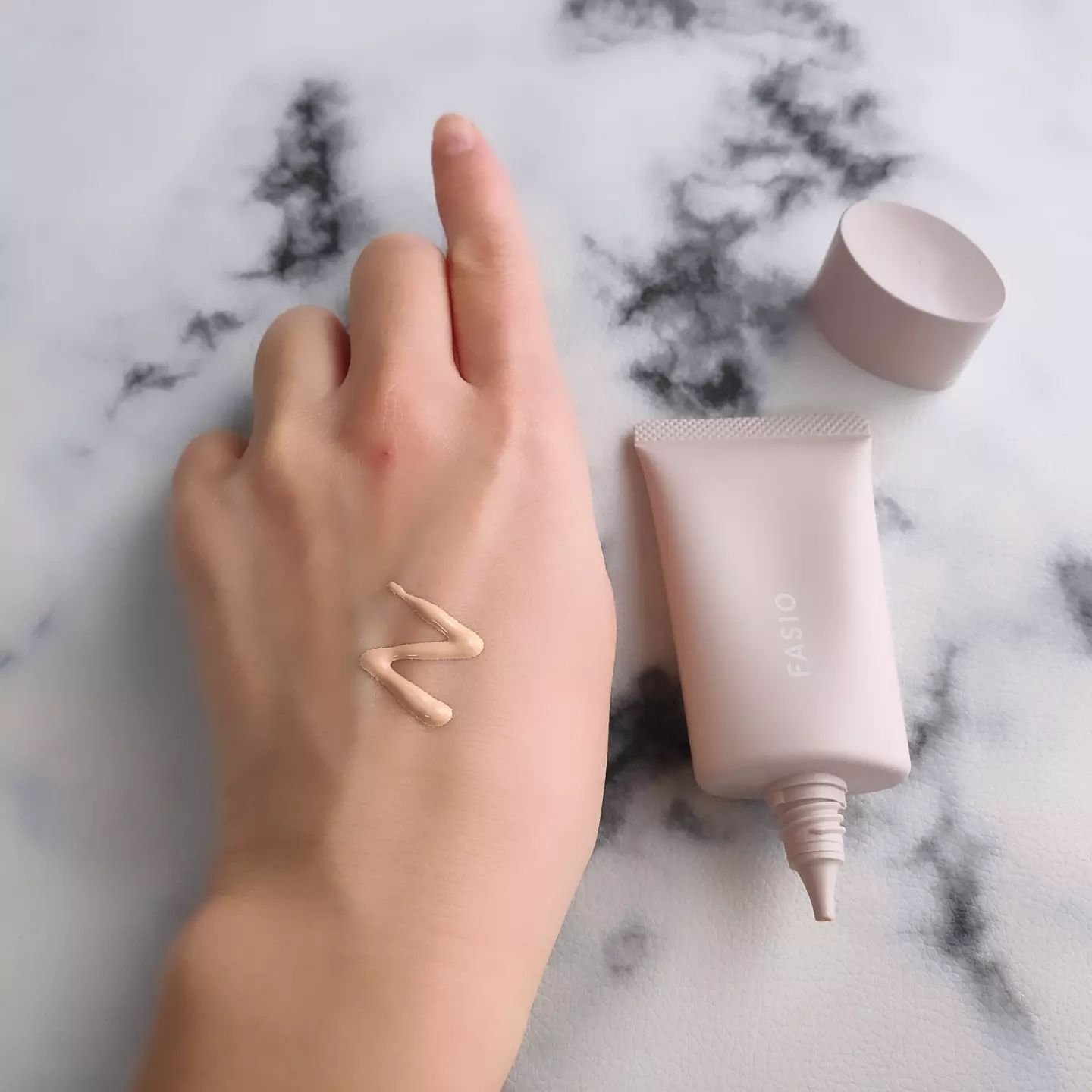 エアリーステイ BB ティント UV/FASIO/BBクリームを使ったクチコミ（3枚目）