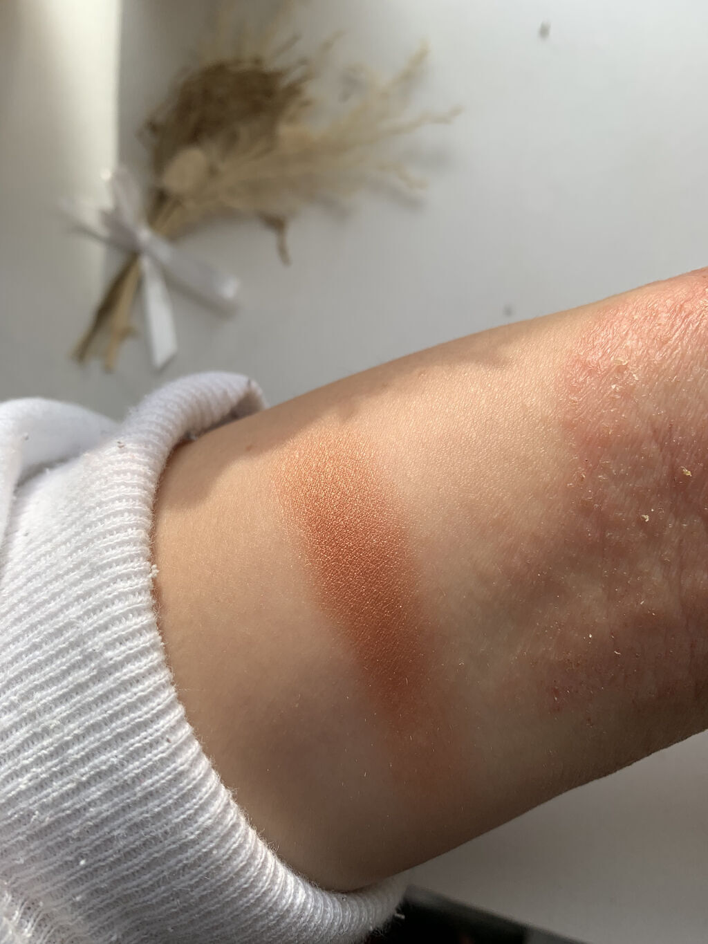 MMアイシャドウ/セリア/単色アイシャドウを使ったクチコミ（3枚目）