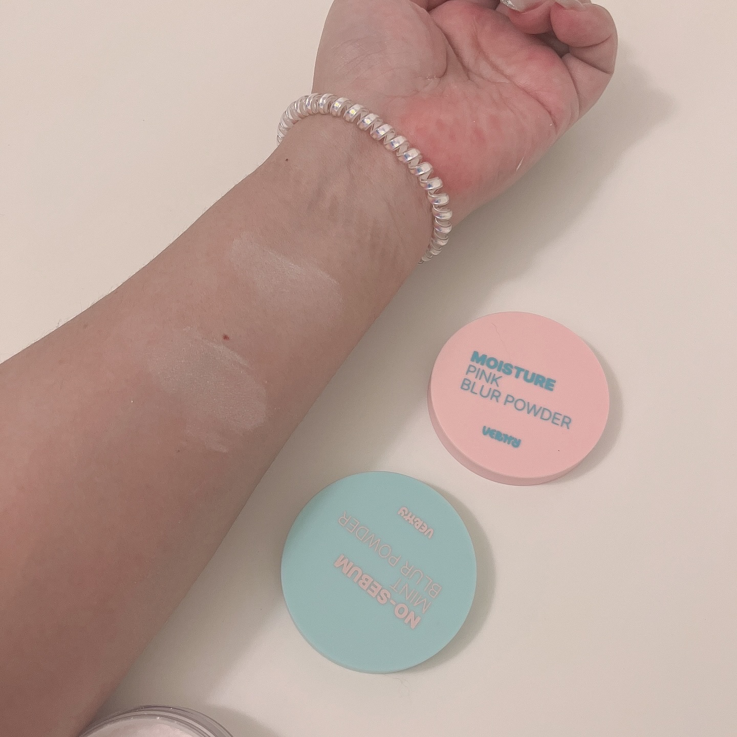 ノーセバムミントブラーパウダー /Vertty/ルースパウダーを使ったクチコミ（3枚目）