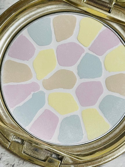 ラ プードル オートニュアンス/Elégance/プレストパウダーを使ったクチコミ(2枚目)