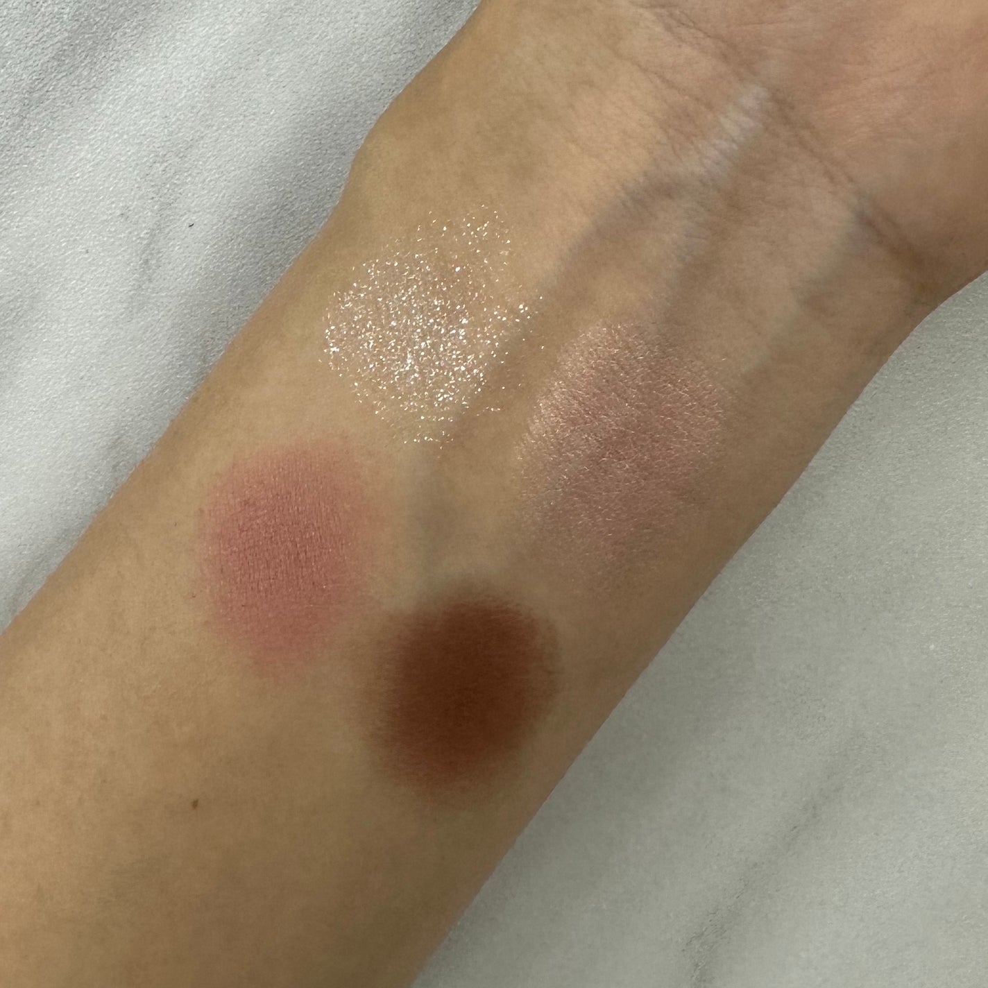 シャインオンステージアイパレット/upink/アイシャドウパレットを使ったクチコミ(3枚目)