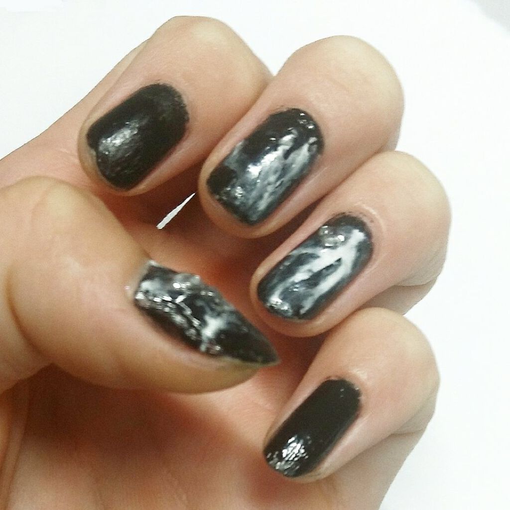 菜夏 on LIPS 「かっこよく!ネイル🎵//100円ショップでこれ!?😱最近気にい..」(4枚目)