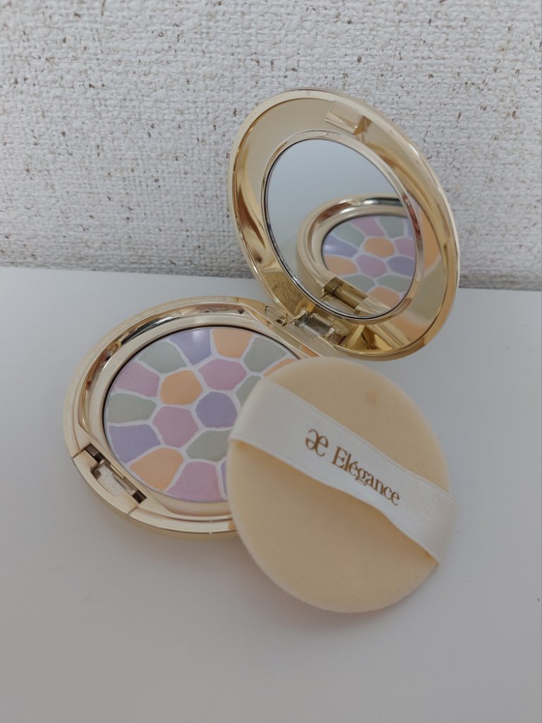 ラ プードル オートニュアンス/Elégance/プレストパウダーを使ったクチコミ（2枚目）