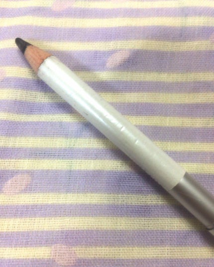 ACSEINE スムースパウダーアイペンシル PV(ライナー)のクチコミ「金属アレルギー対策をしてあるペンシルライナーなので安心です。
(化粧品には色をつける為、酸化鉄.....」(2枚目)