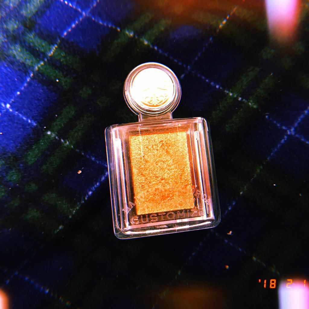 シャドーカスタマイズ/MAJOLICA MAJORCA/単色アイシャドウを使ったクチコミ（1枚目）